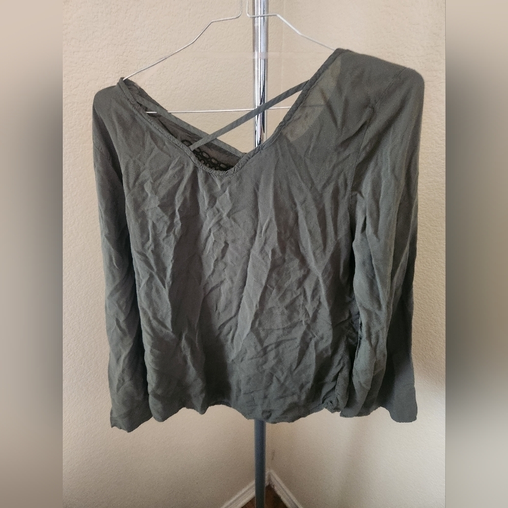 Faded Glory Pullover Long Sleeve Blouse - Picture 2 of 3